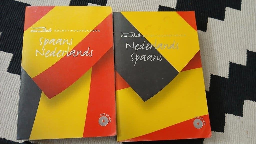Van dale woordenboek Spaans Nederlands Spaans, Ophalen, Nederlands, Diverse auteurs, Zo goed als nieuw