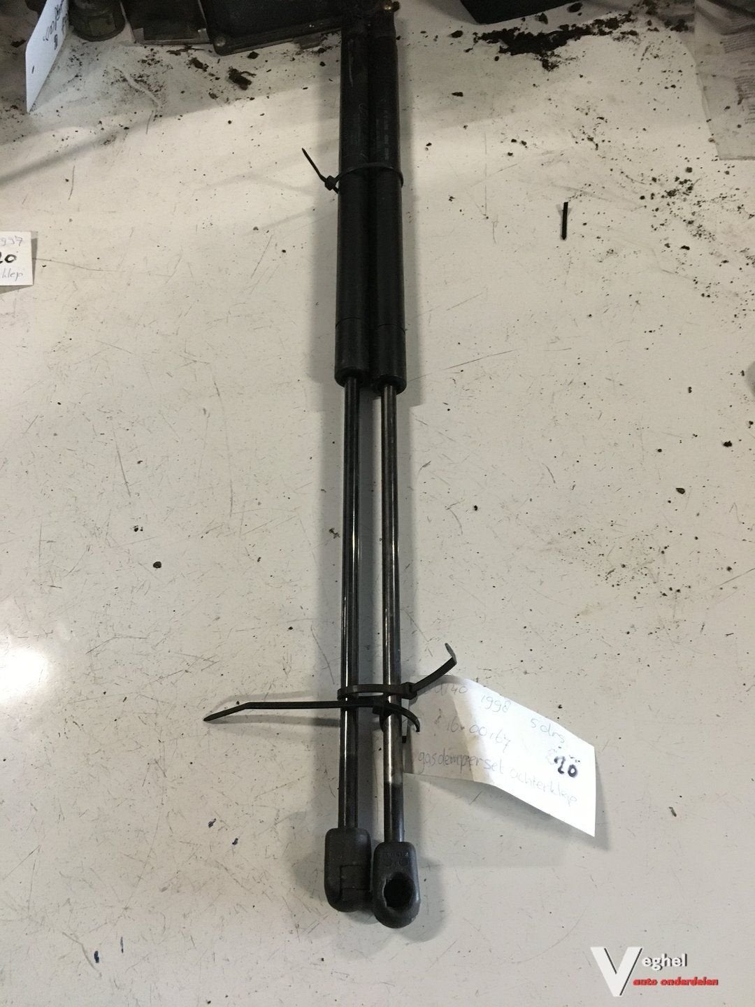 Mercedes A140 Gasveren  set achterklep, Gebruikt, -, -, Ophalen of Verzenden
