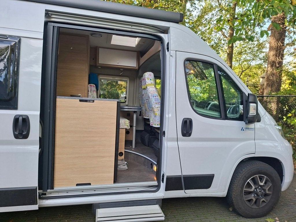 Camper citroen Roadcar 540, Marchepied électrique, Boîte manuelle, 5 à 6 mètres, Réfrigérateur