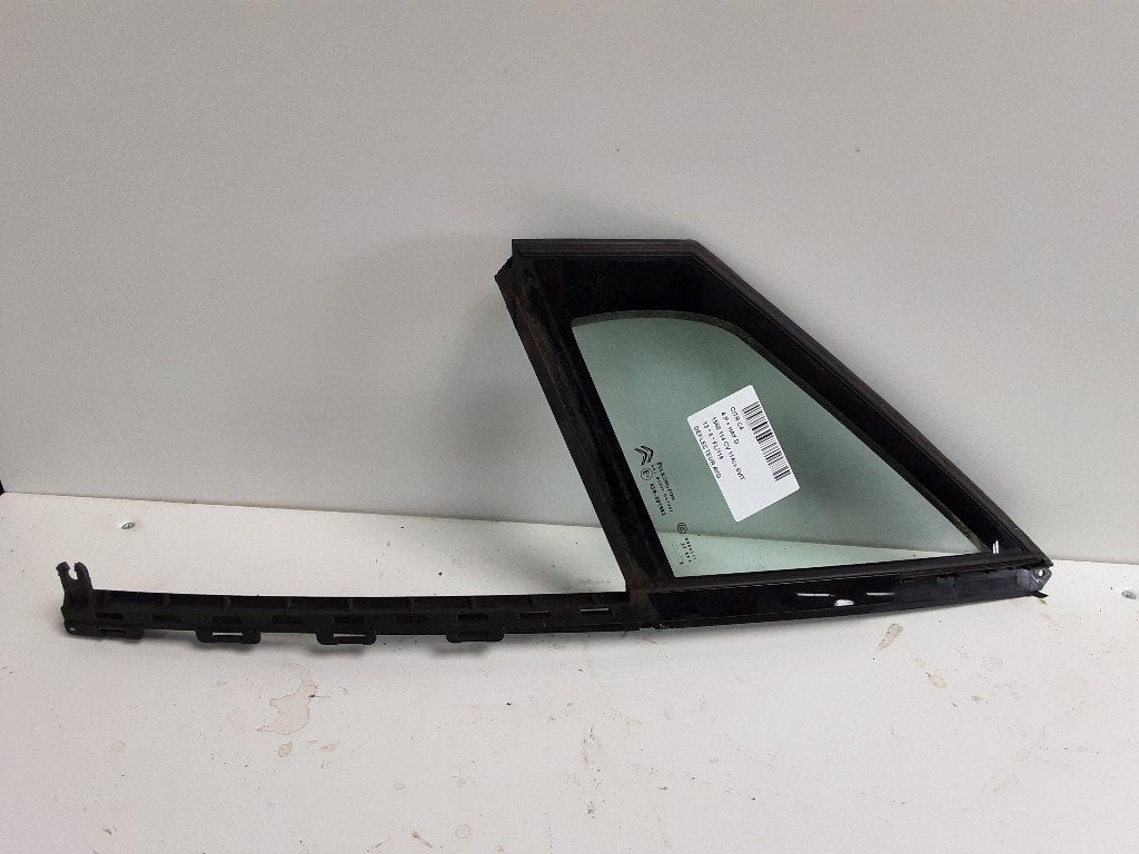 VITRE AVANT GAUCHE Citroën C4 Berline (NC), Citroën, Mevr. I. Hauben, Utilisé, Rue de l'Espoir 34 34
4030  GRIVEGNÉE, BE