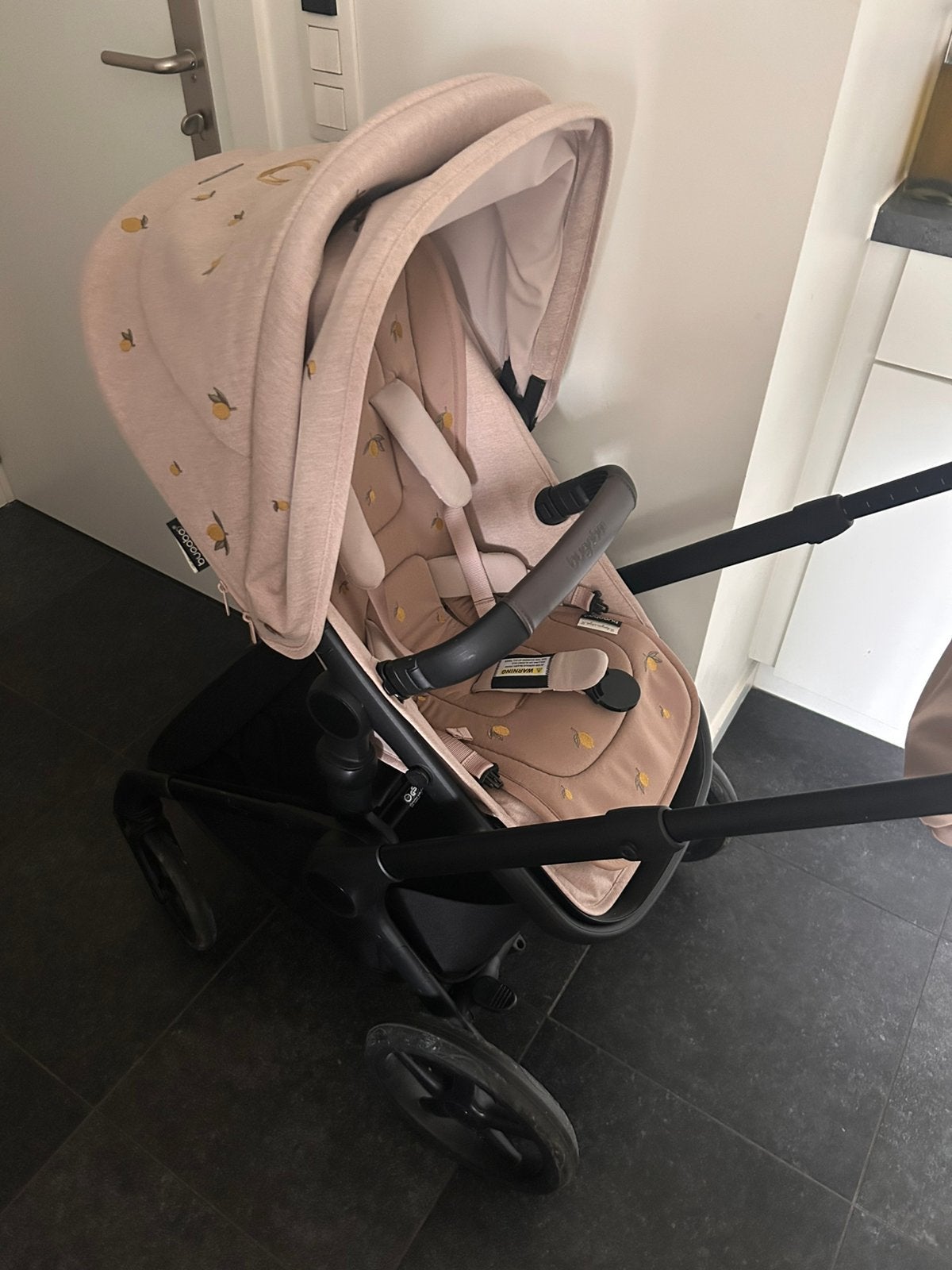 Bugaboo fox 5x Konges Sjold Lemon edition 2025, Kinderen en Baby's, Kinderwagens en Combinaties, Ophalen, Zo goed als nieuw, Kinderwagen