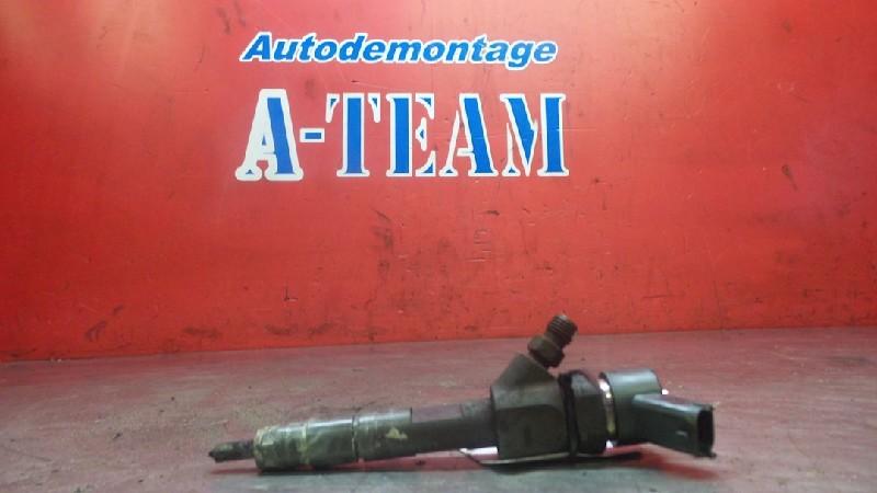 INJECTEUR 2 Renault Grand Scénic II (JM) (8200100272), Utilisé, Renault