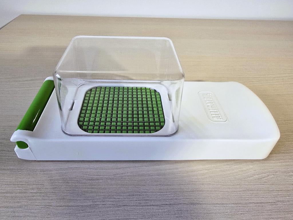 Alligator groentesnijder, Groen, Ophalen of Verzenden, Zo goed als nieuw, Snijmachine