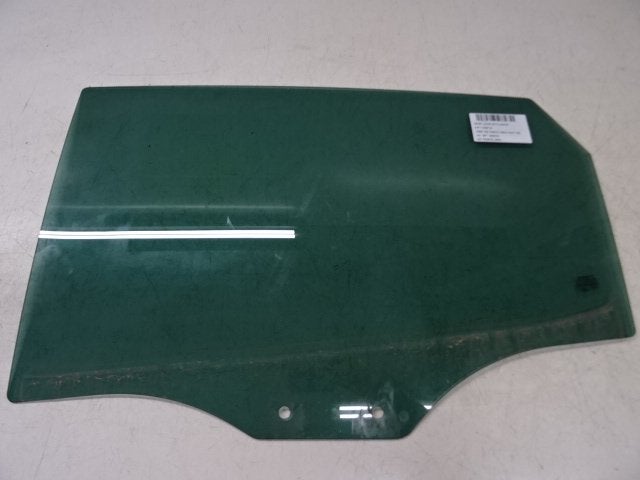VITRE ARRIERE GAUCHE Seat Leon (5FB) (01-2012/06-2020), Utilisé, Seat