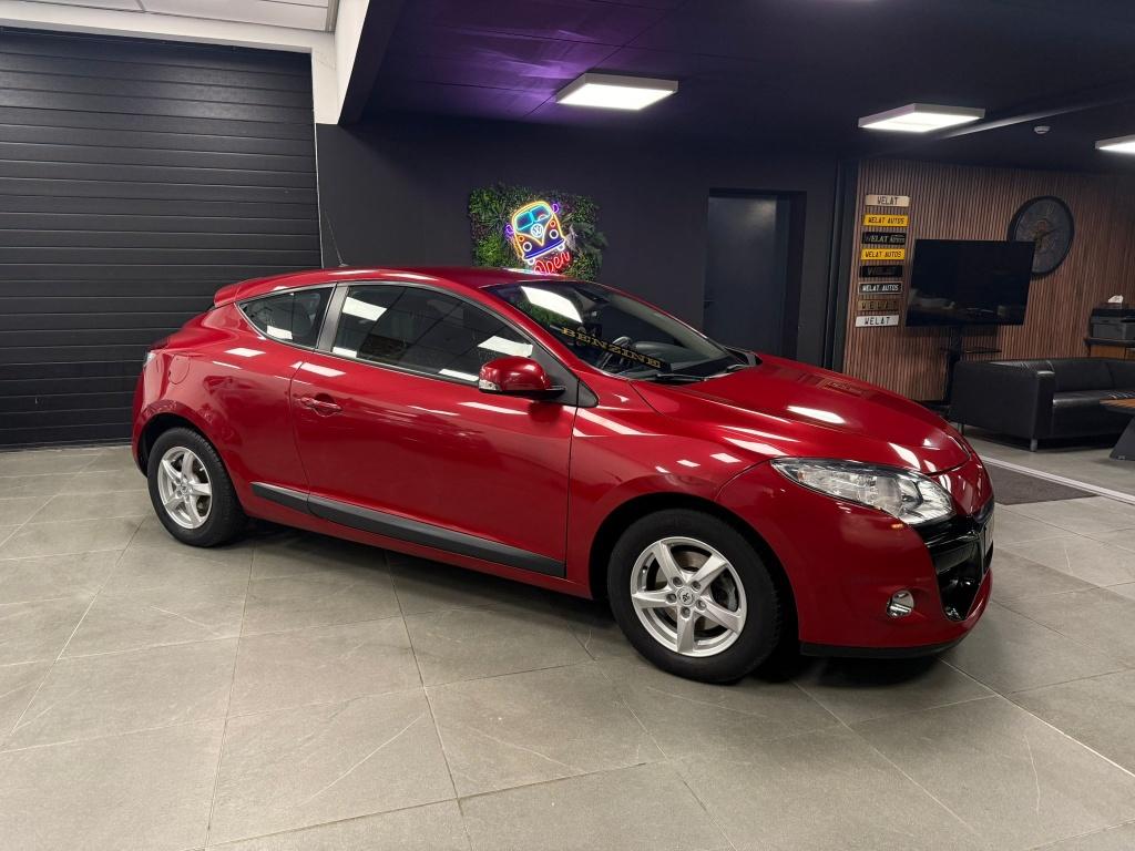 RENAULT MEGANE SPORT COUPE 2012 BENZINE 111.000 KM, Autos, Renault, Euro 5, 110 kW, Entreprise, Noir