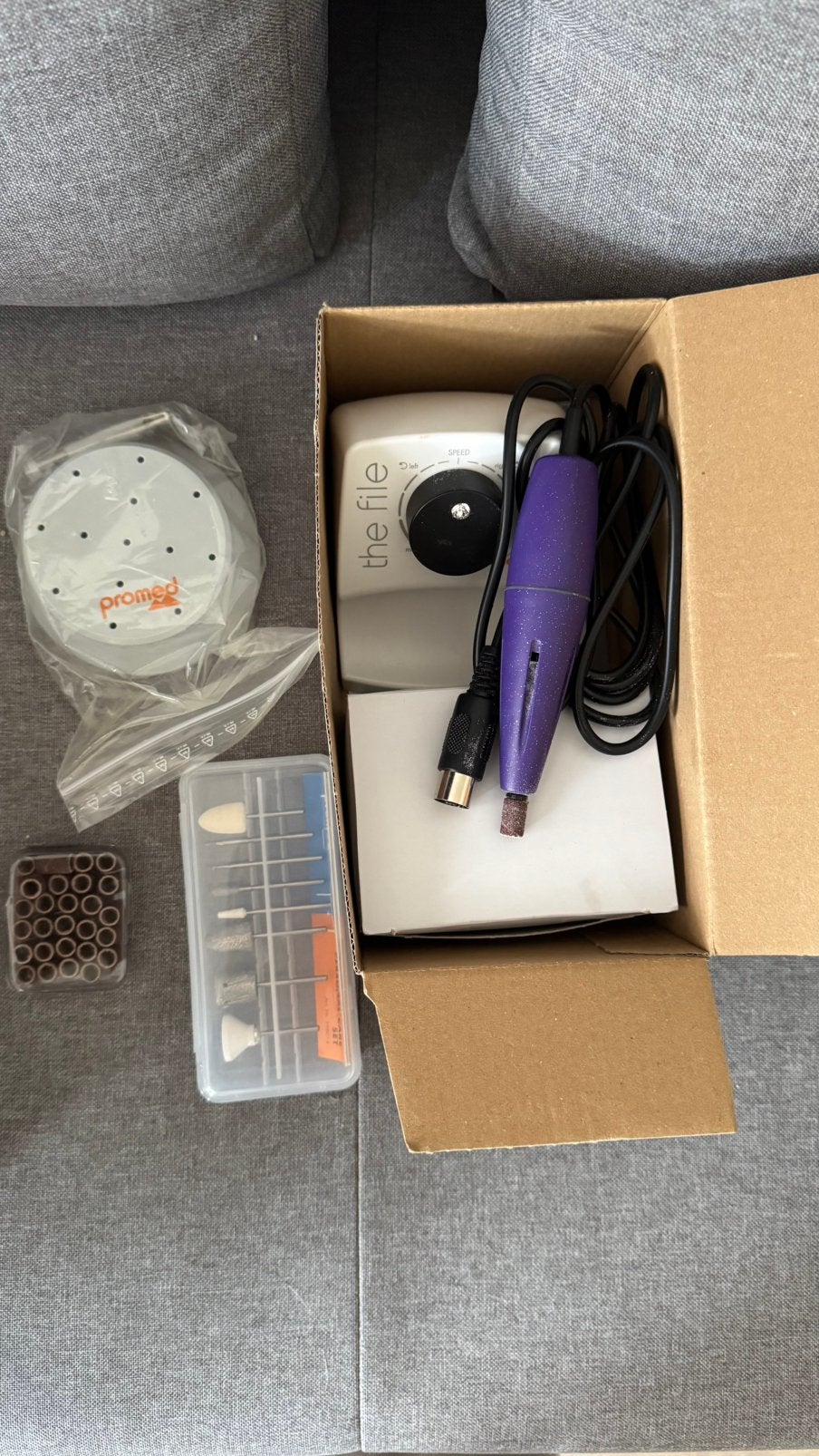 Promed 1030 nagelfrees met opzetstukken en schuurrolletjes, Elektronische apparatuur, Ophalen of Verzenden, Zo goed als nieuw
