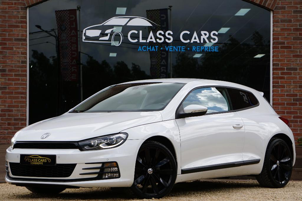 VOLKSWAGEN SCIROCCO 2.0 TSI DSG BI-XENON CARNET COMPLET, Autos, Volkswagen, Achat, Euro 6, Entreprise, Entretenue par le concessionnaire