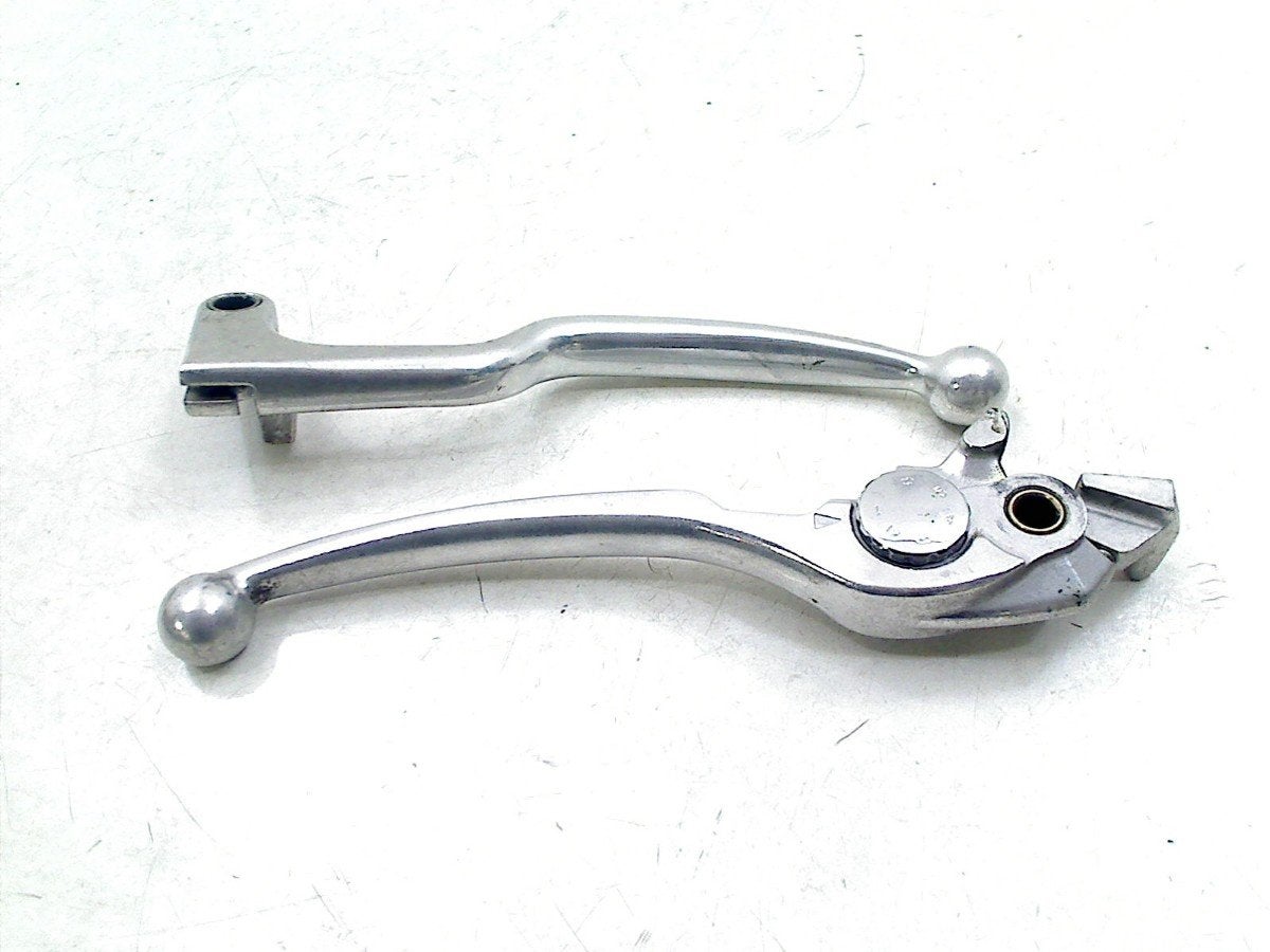 LEVIER DE FREIN ET D'EMBRAYAGE CB 650 R 2018-2020 (CB650R), Dhr. S. di Majo, Utilisé, Info@cama-motorparts.nl, P.J. Troelstraweg 8 8
3144 CX  MAASSLUIS, NL