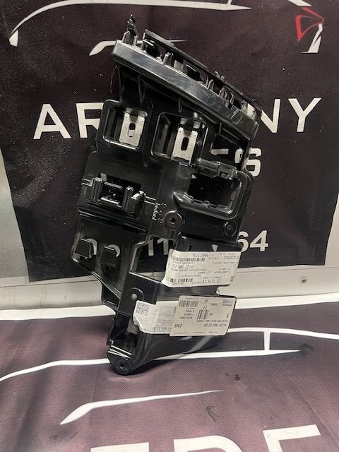Mercedes EQS V297 Bumpersteun Rechts Achter A2978802200, Gebruikt, -, Ophalen of Verzenden, -