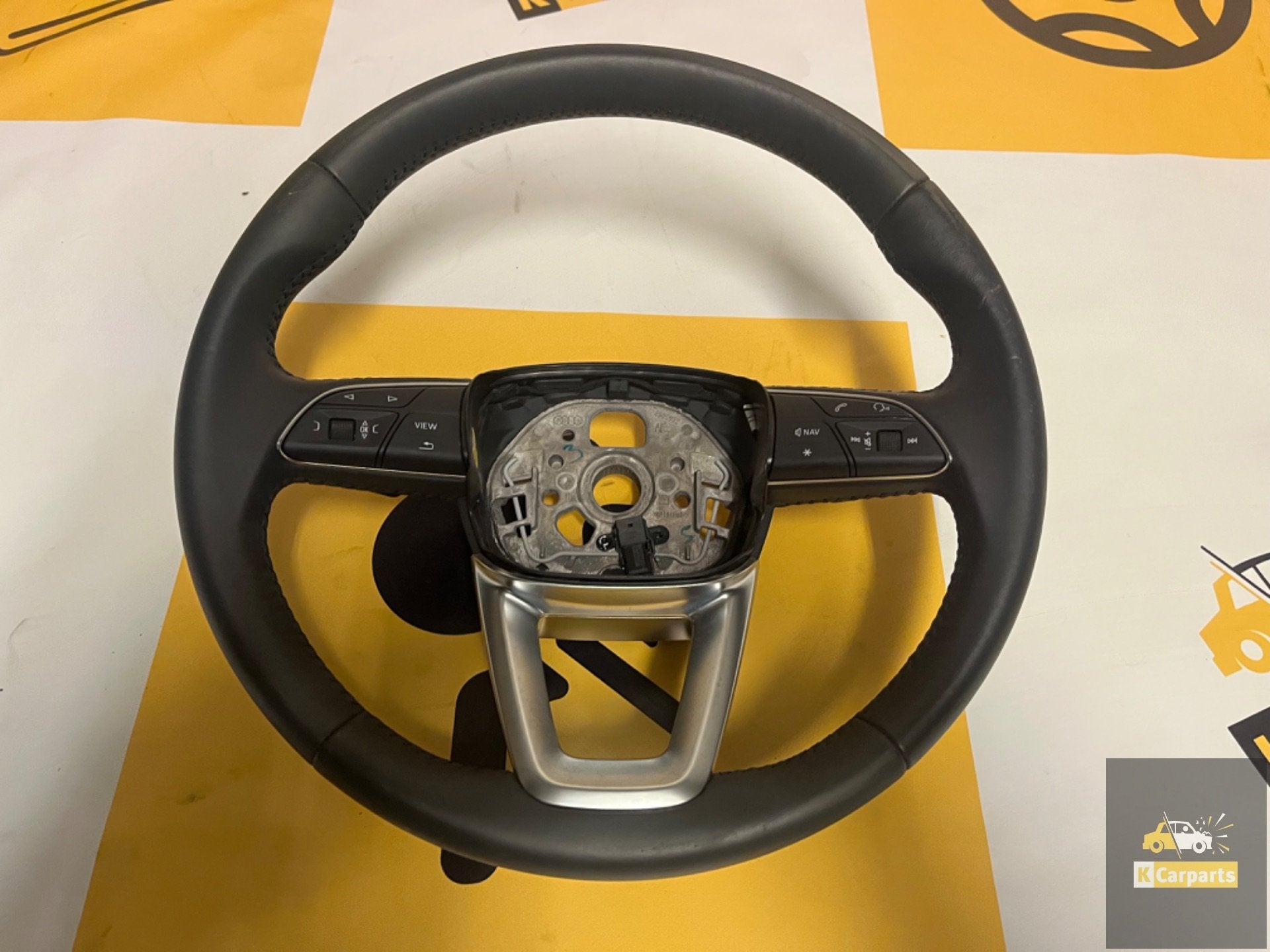 Volant AUDI Q5 2018-2023 80A419091J, AUDI AG, Auto-Union-Strasse 1
85045  Ingolstadt, DE, Audi, Utilisé