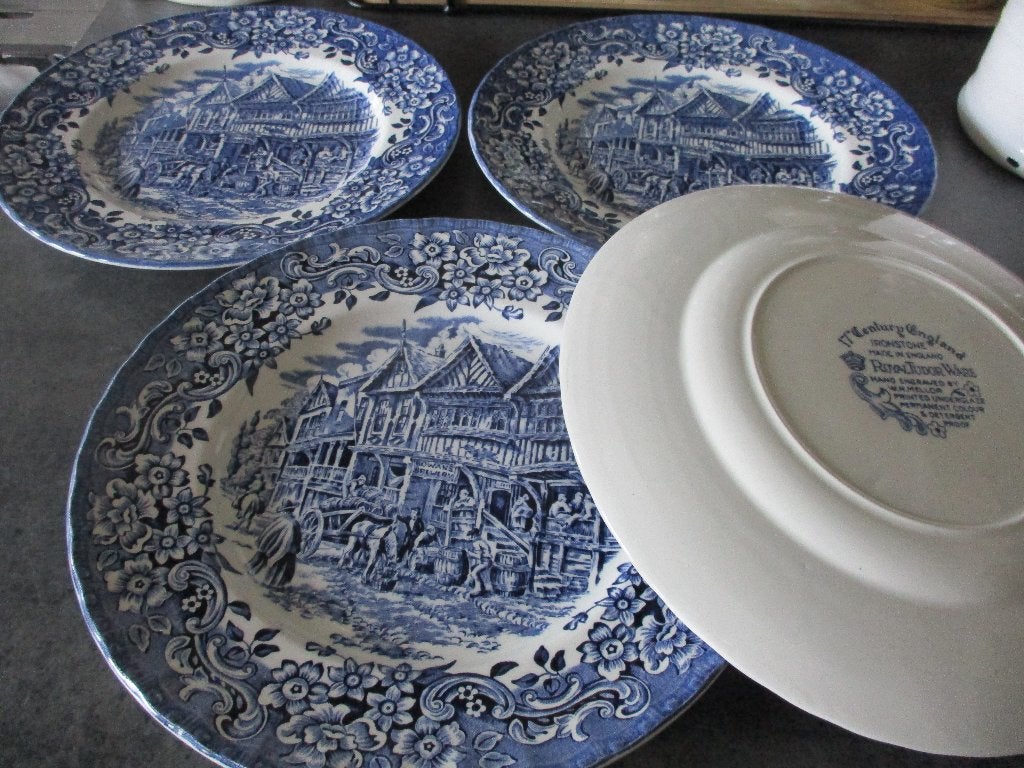 lot de 4 assiettes Royal Tudor Ware « Old England », Antiquités & Art, Antiquités | Assiettes décoratives & Carrelages, Enlèvement ou Envoi