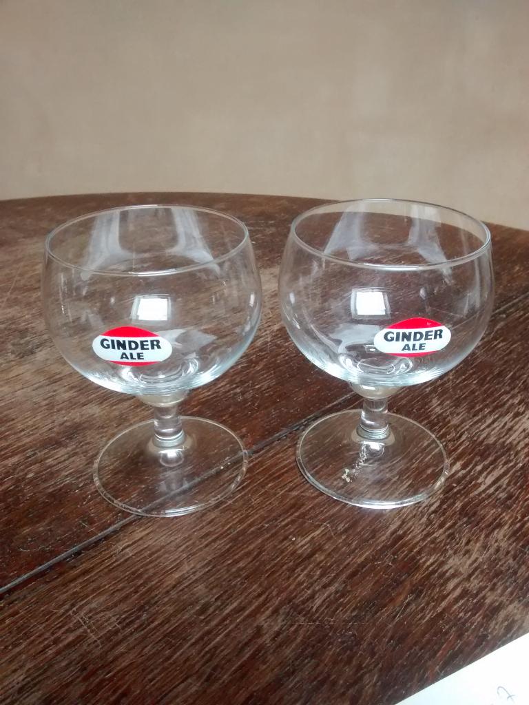 2 verres Ginder ale ballon, Collections, Verres & Petits Verres, Enlèvement, Utilisé, Verre à bière