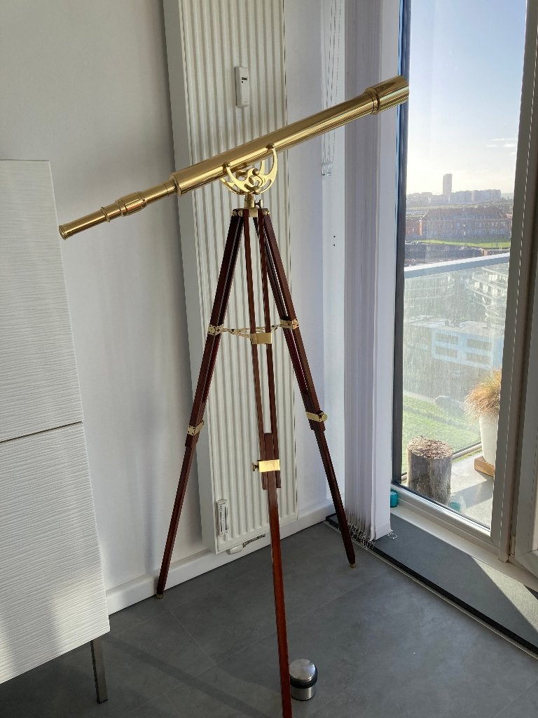 télescope en cuivre jaune avec support en bois, TV, Hi-fi & Vidéo, Matériel d'optique | Télescopes, Enlèvement, Comme neuf, Avec trépied