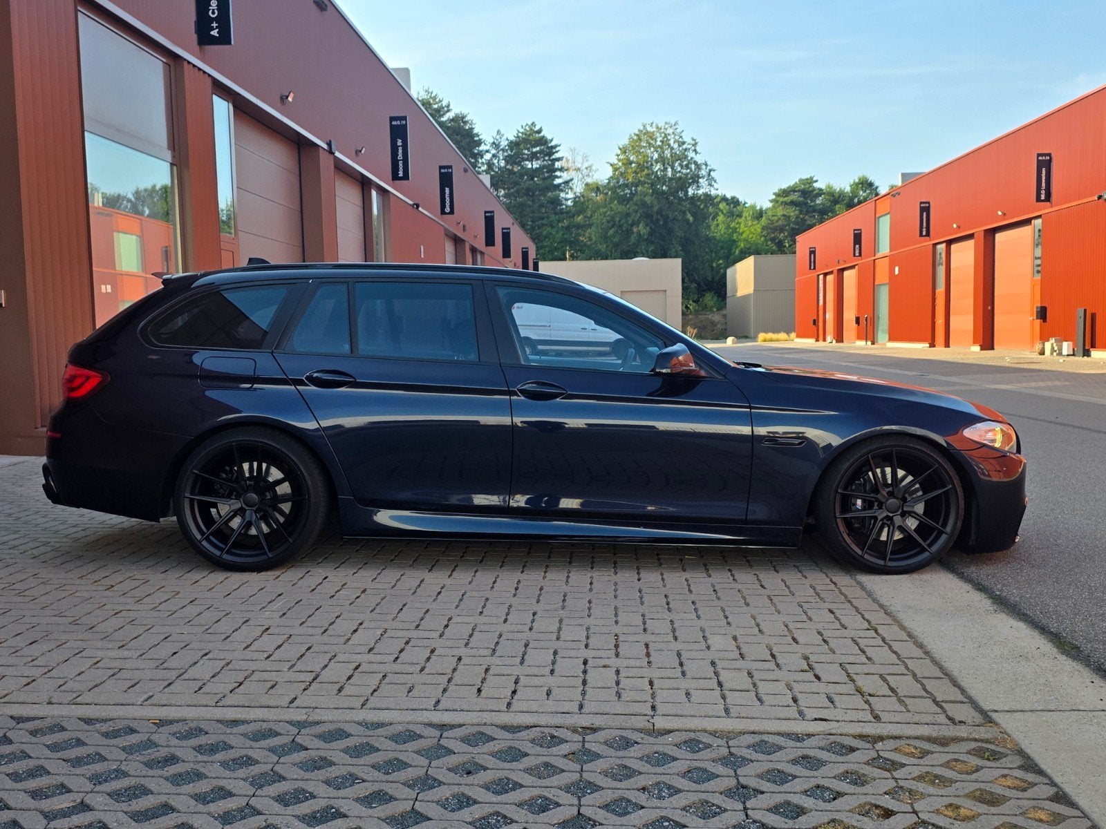Bmw f11 535d top staat LICHTEVRACHT !!, Auto's, Automaat, Euro 5, 230 kW, Zwart