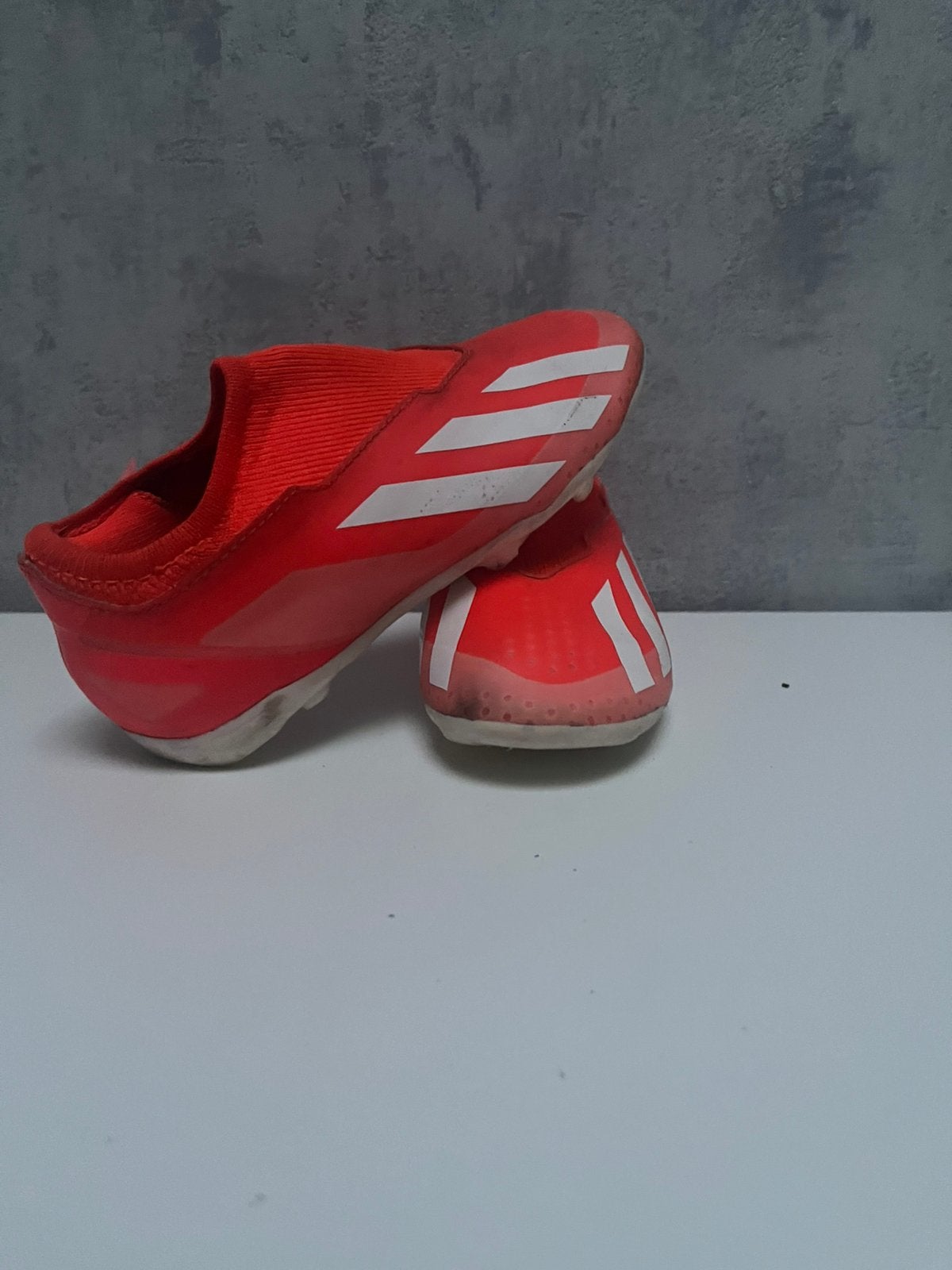 Adidas nieuw, Schoenen, Ophalen of Verzenden, Zo goed als nieuw, Maat S