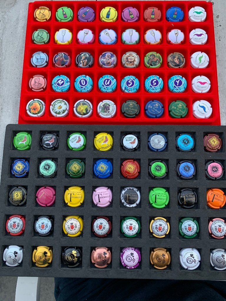 Lot AAA: 80 champagne capsules, Ophalen of Verzenden