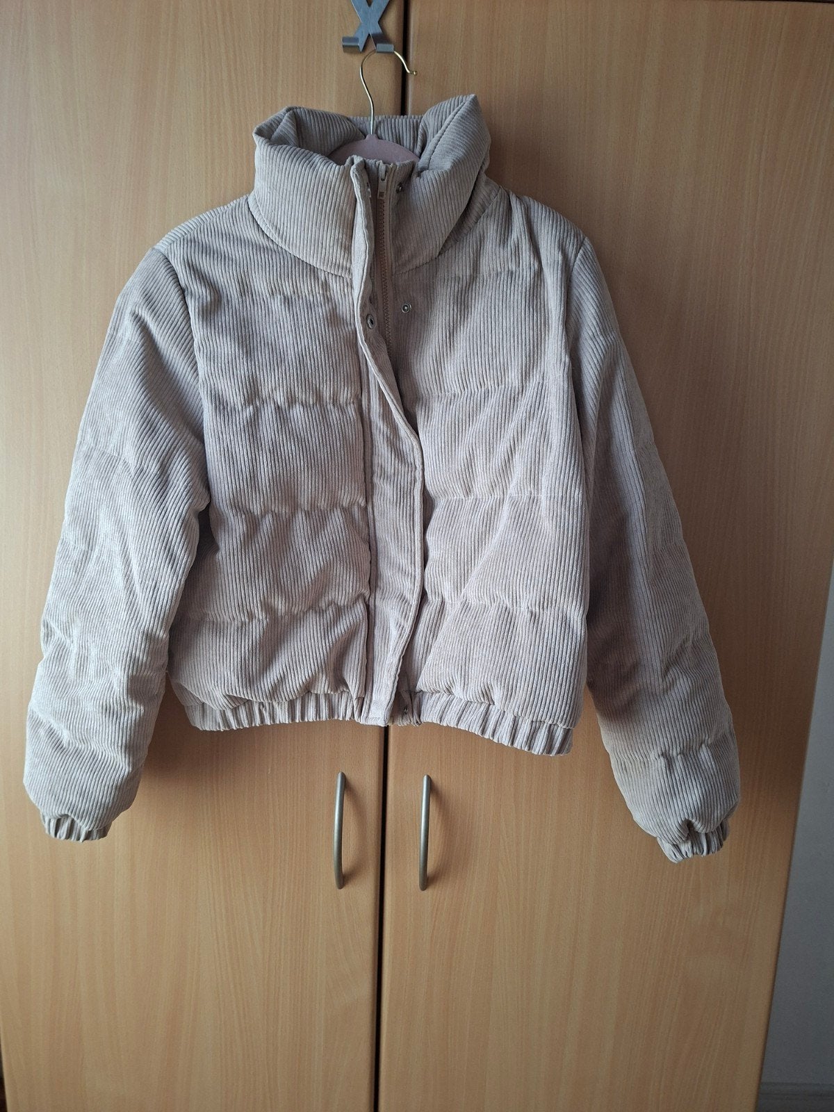 Veste d'hiver Shein en velours côtelé beige sans poches, tai, Vêtements | Femmes, Vêtements de sports d'hiver, Enlèvement ou Envoi