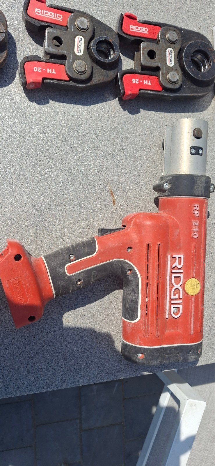 Persmachiene met  persfittingen, Bricolage & Construction, Outillage | Autres Machines, Enlèvement