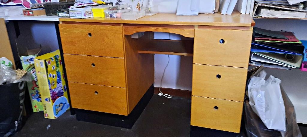 Beau petit BUREAU pratique, Autres marques, Avec tiroirs, 114 cm, 62 cm