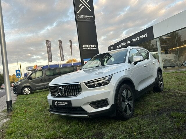 Volvo XC 40 T4 Recharge Plug in Hybride Momentum, Auto's, 0 kg, 0 min, 0 kg, Wit