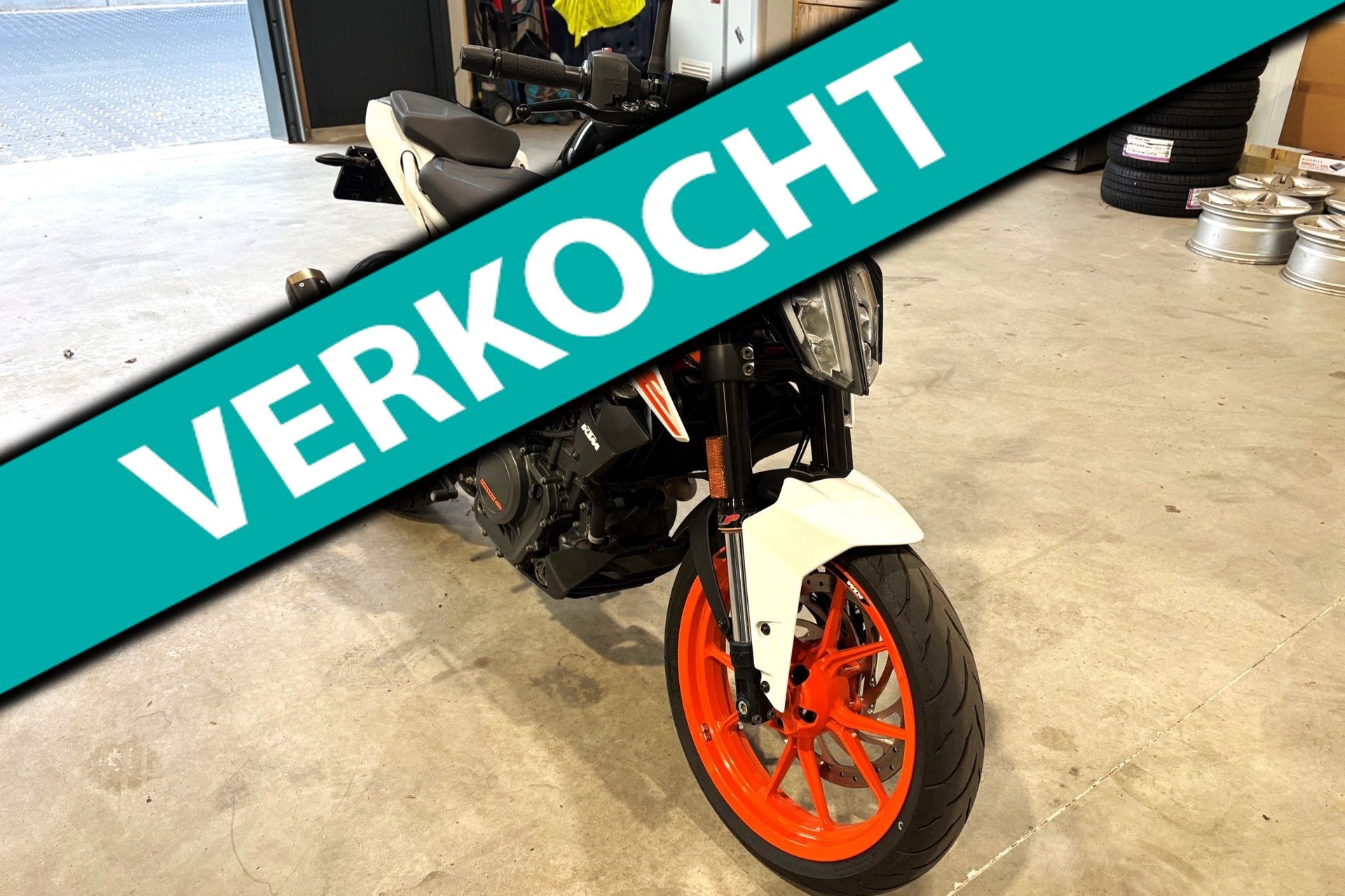 KTM 390 Duke ABS in nieuwstaat, Achterbroek 11
596 MP  Milsbeek, NL, KTM, Particulier, 373 cc