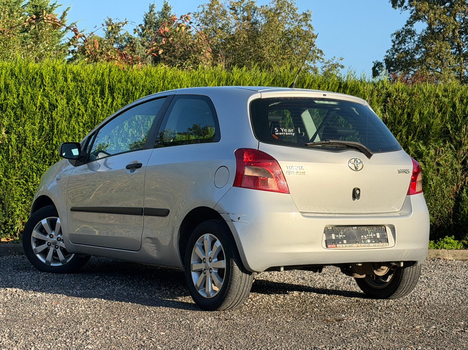 Toyota Yaris 1.3 essence /209 000km, Achat, Entreprise, Boîte manuelle, Berline