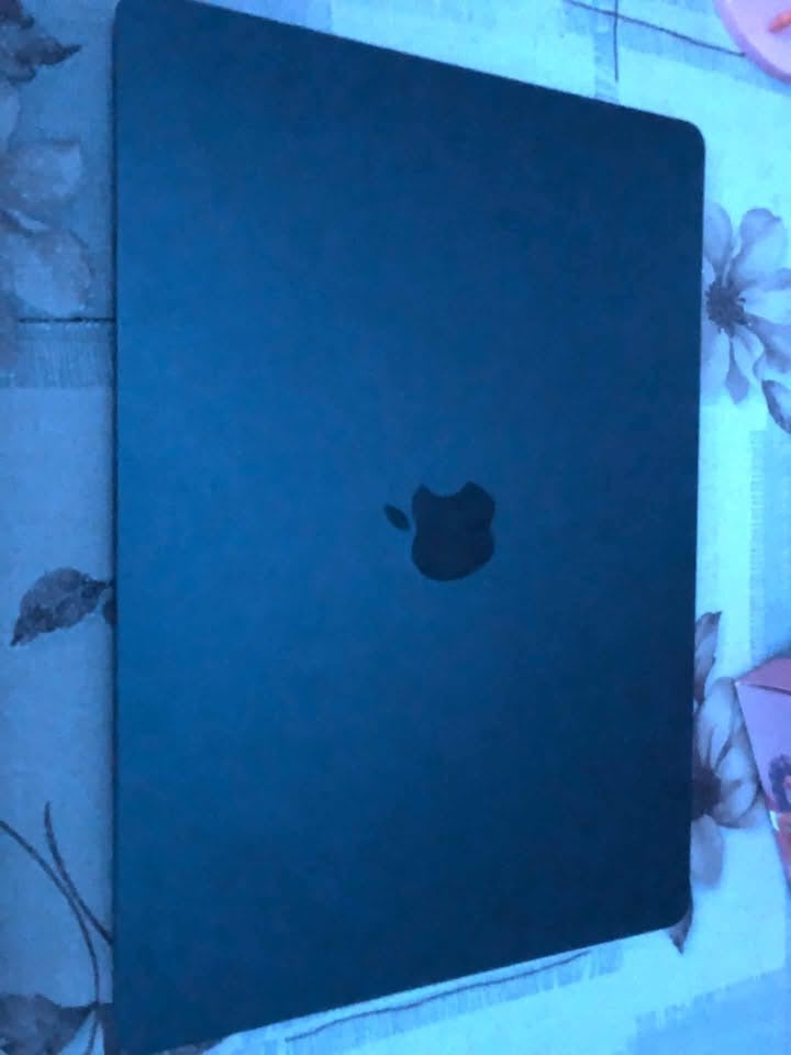[ÉCHANGE/VENTE] MacBook Air M4 Midnight 256GB 16GB, Informatique & Logiciels, Apple Macbooks, Comme neuf, MacBook, 15 pouces, 3 à 4 Ghz