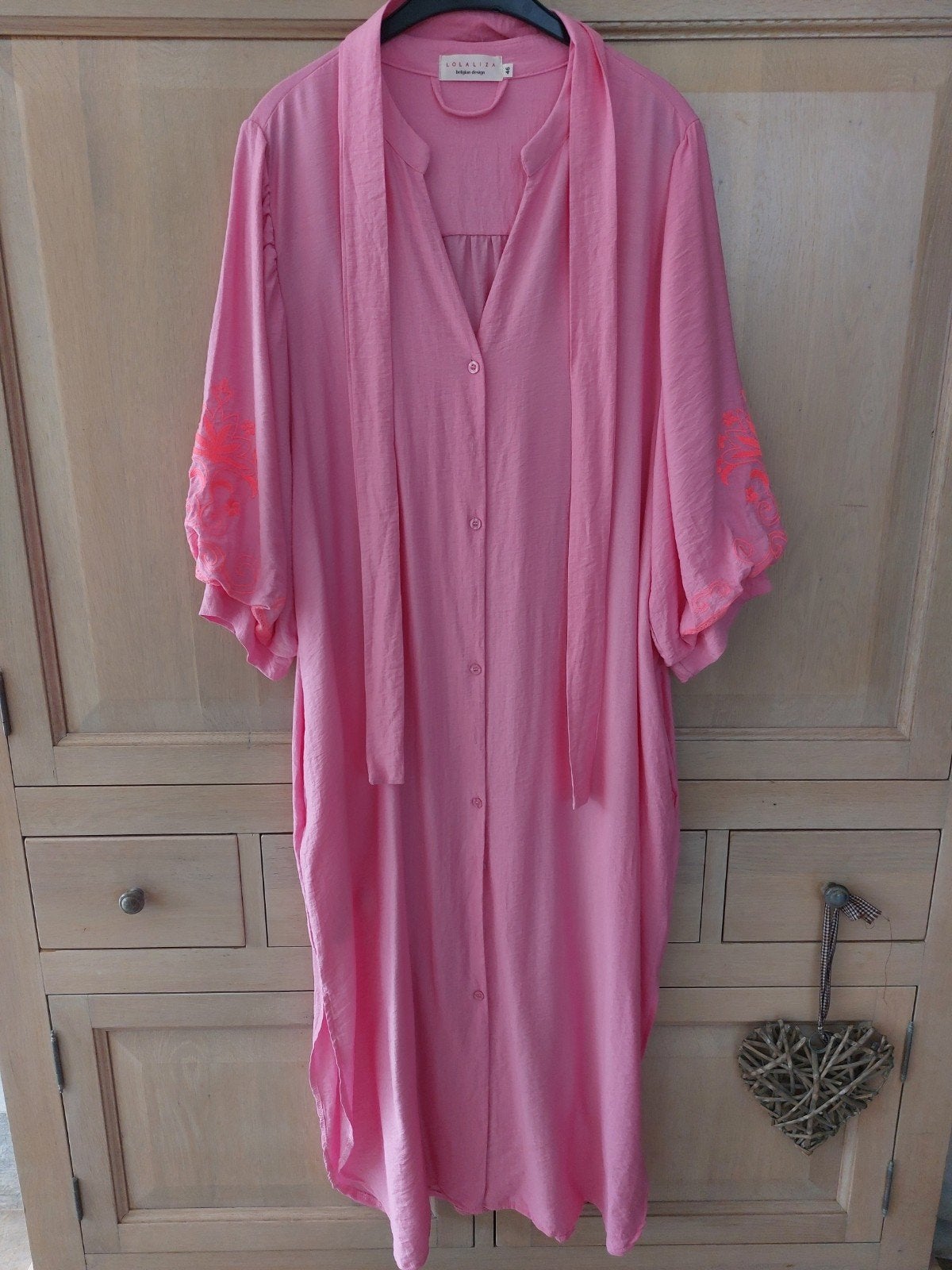 Jurk Lola & Liza, Kleding | Dames, Lola & Liza, Maat 46/48 (XL) of groter, Nieuw, Ophalen of Verzenden