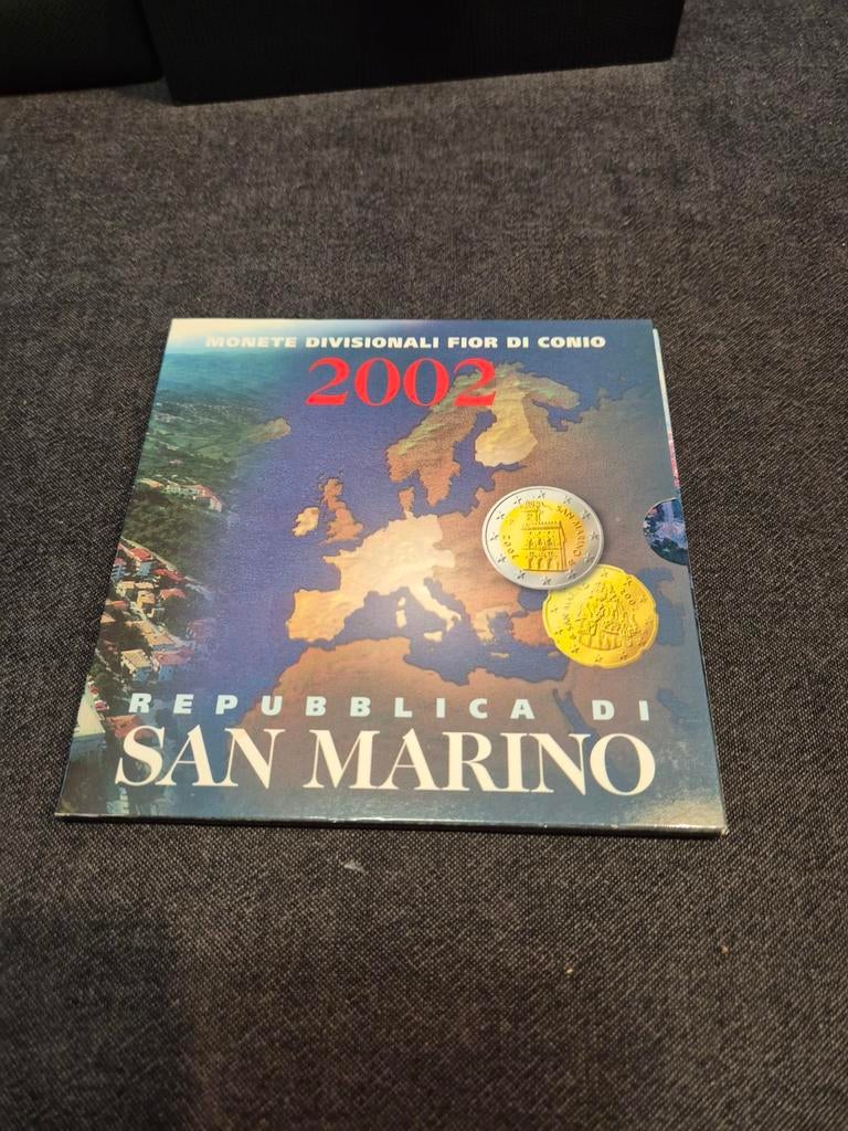 Set 2euro munten san marino in een leuke set mapje zie fotos, Ophalen of Verzenden, San Marino, Overige waardes, Setje