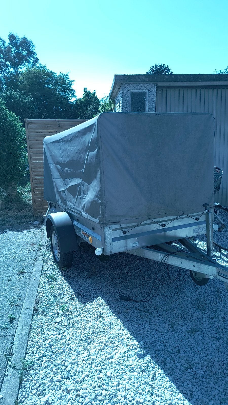 Neptun aanhangwagen met hoge huif – 750 kg, Ophalen, Zo goed als nieuw