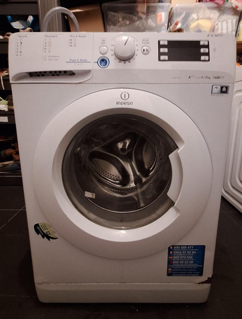 Indesit XWE 71683X W EU, Elektronische apparatuur, Ophalen, 6 tot 8 kg, Gebruikt, Minder dan 85 cm