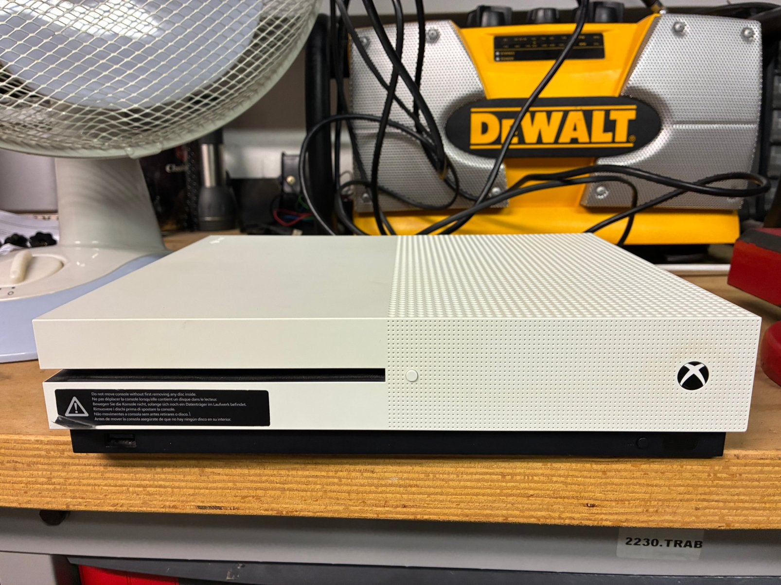 Xbox One S, Enlèvement, Comme neuf, Xbox One