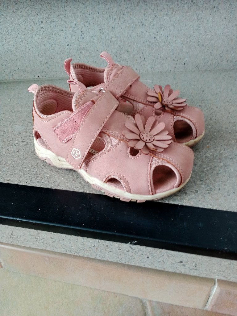 Sandalen meisjes maat 27, Meisje, Overige typen, Zo goed als nieuw, Ophalen
