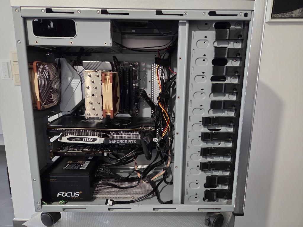 High‑end gaming pc: X570,  3900x, 32GB RAM, RTX2070, Computers en Software, Ophalen, Gebruikt, 32 GB, Custombuild