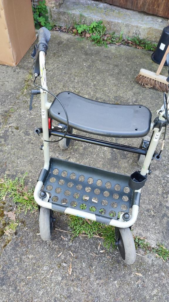 Déambulateur, Enlèvement, Pliable, Utilisé