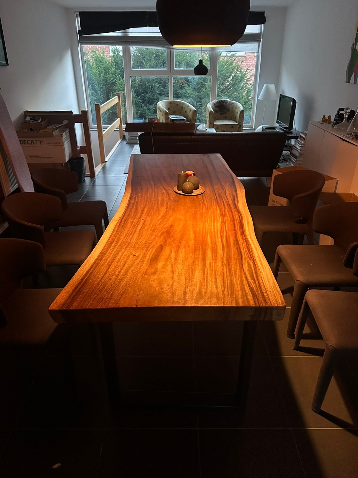 Table en tronc de suar massif 220x100 cm — pieds en métal, Comme neuf, Enlèvement, 50 à 100 cm, Rectangulaire