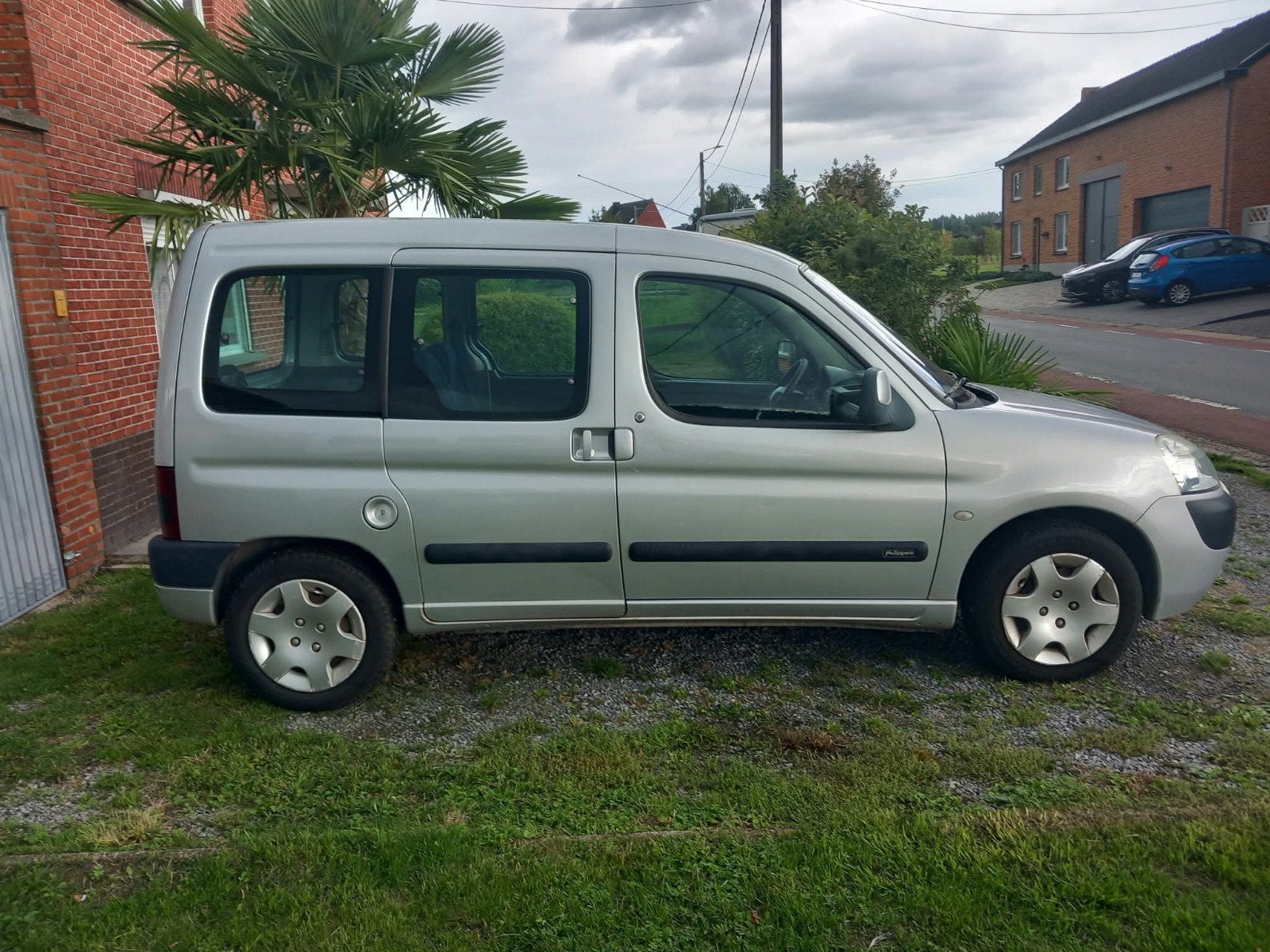 Citroën Berlingo 1.6 benzine te koop, Stof, Berlingo, Handgeschakeld, 5 deurs