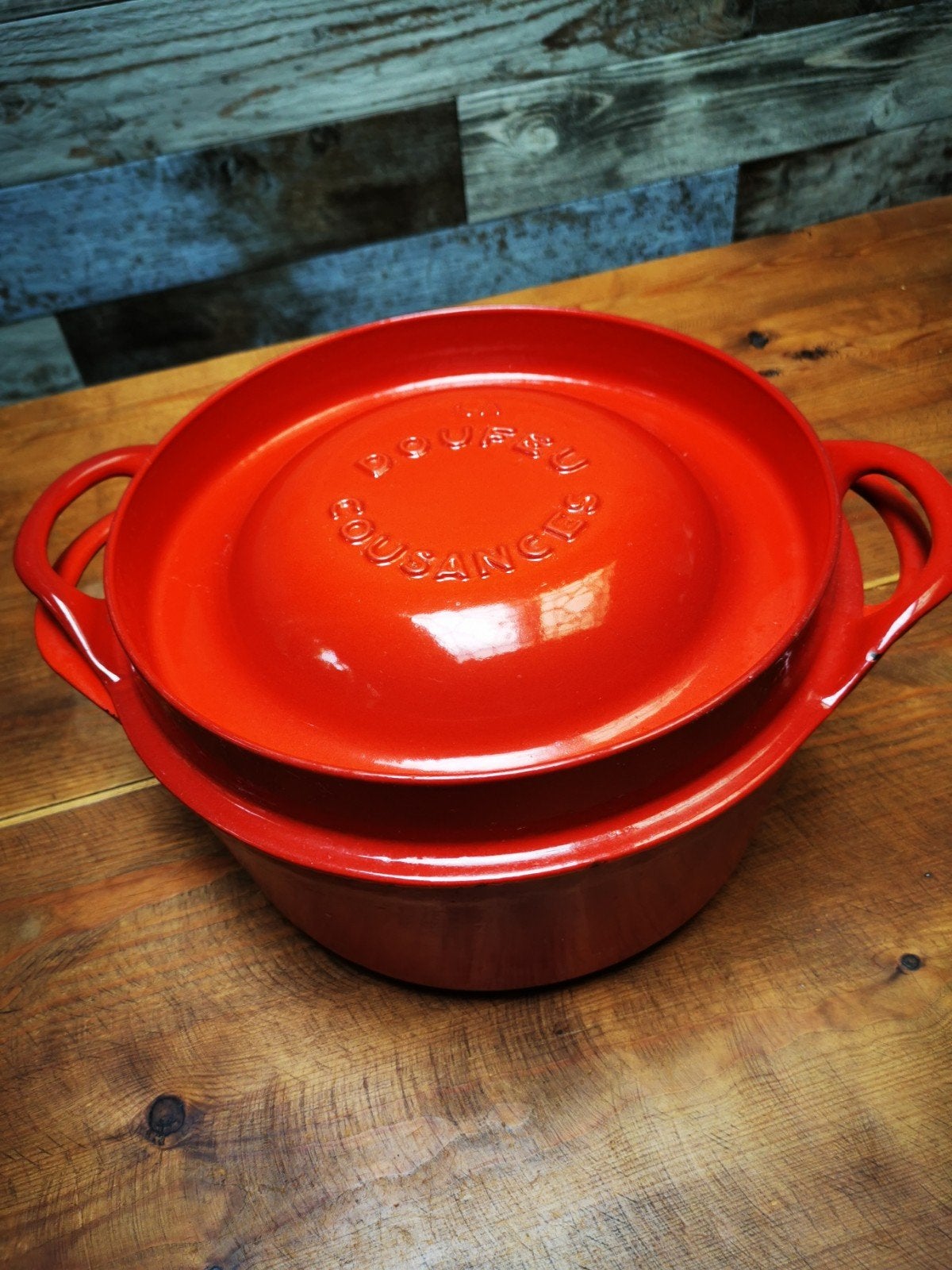 cousances Le creuset doufeu 26, Enlèvement ou Envoi, Le Creuset