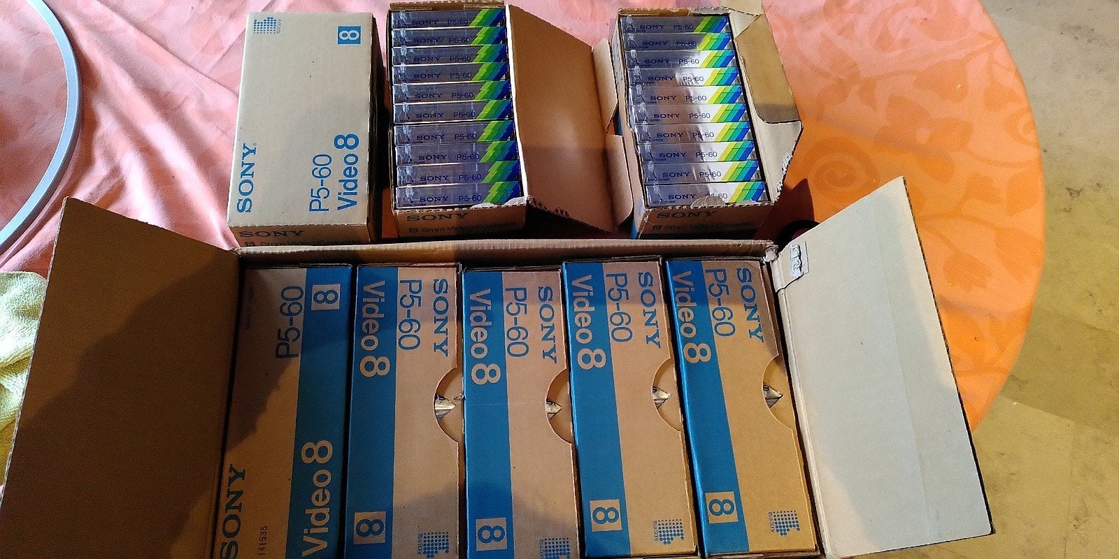 80 video 8 bandjes - ongeopend, Audio, Tv en Foto, Videocamera's Analoog, Ophalen, (Video)band