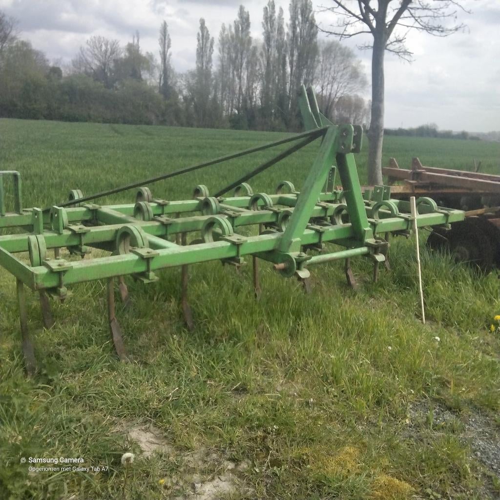 Zware hoge triltand cultivator  3m werkbreete 70cm hoog 650e, Enlèvement