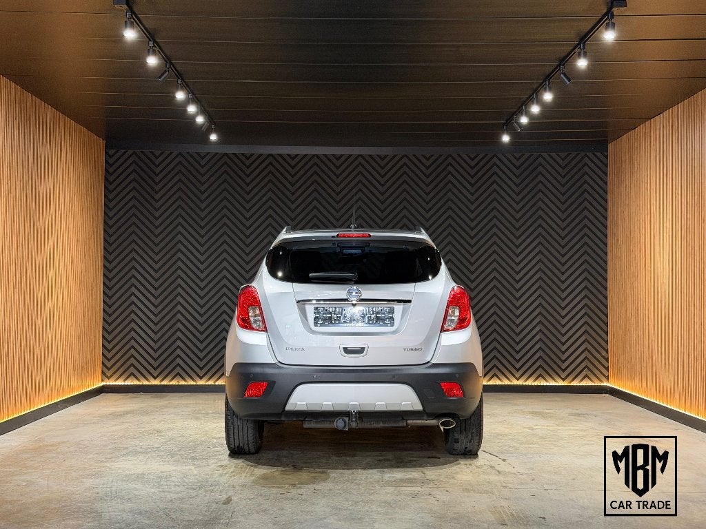 ✅ Opel Mokka 1.4 Turbo Cosmo GARANTIE Trekhaak Camera Xenon, Auto's, Voorwielaandrijving, 139 g/km, Zwart, 4 cilinders