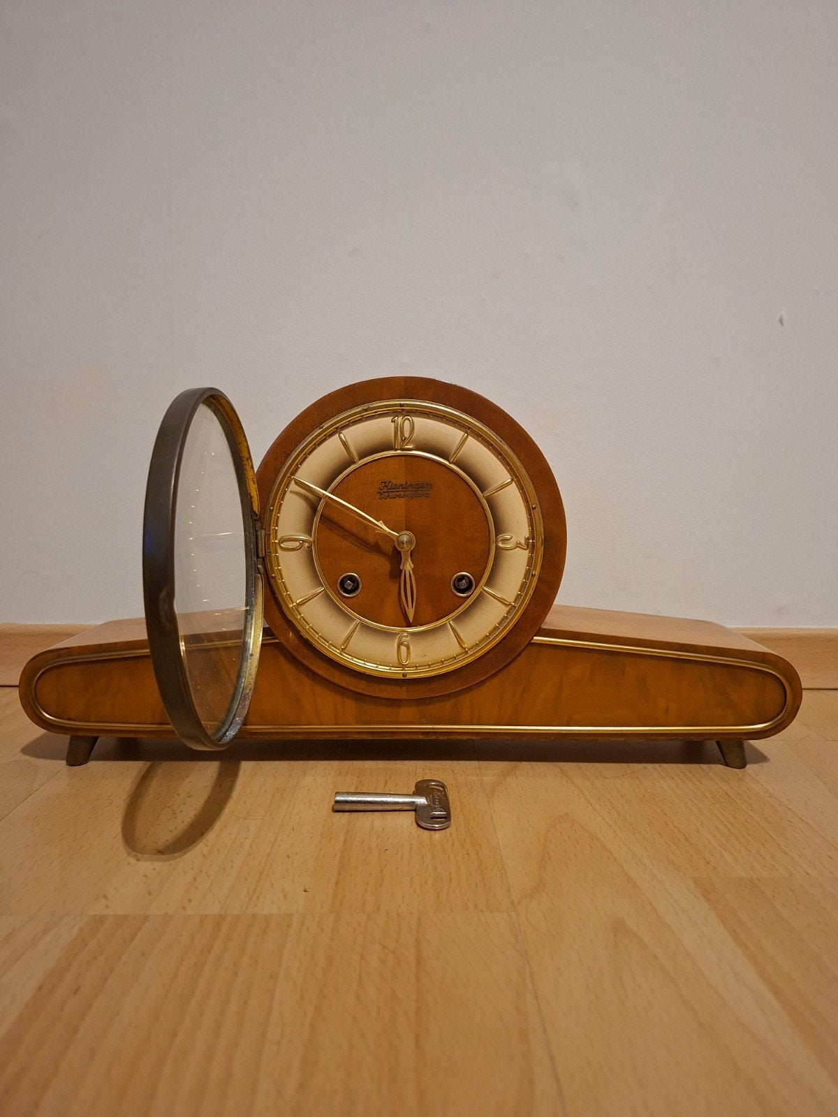 Horloge de table Kieninger Schwebegang avec cheminée, Enlèvement ou Envoi