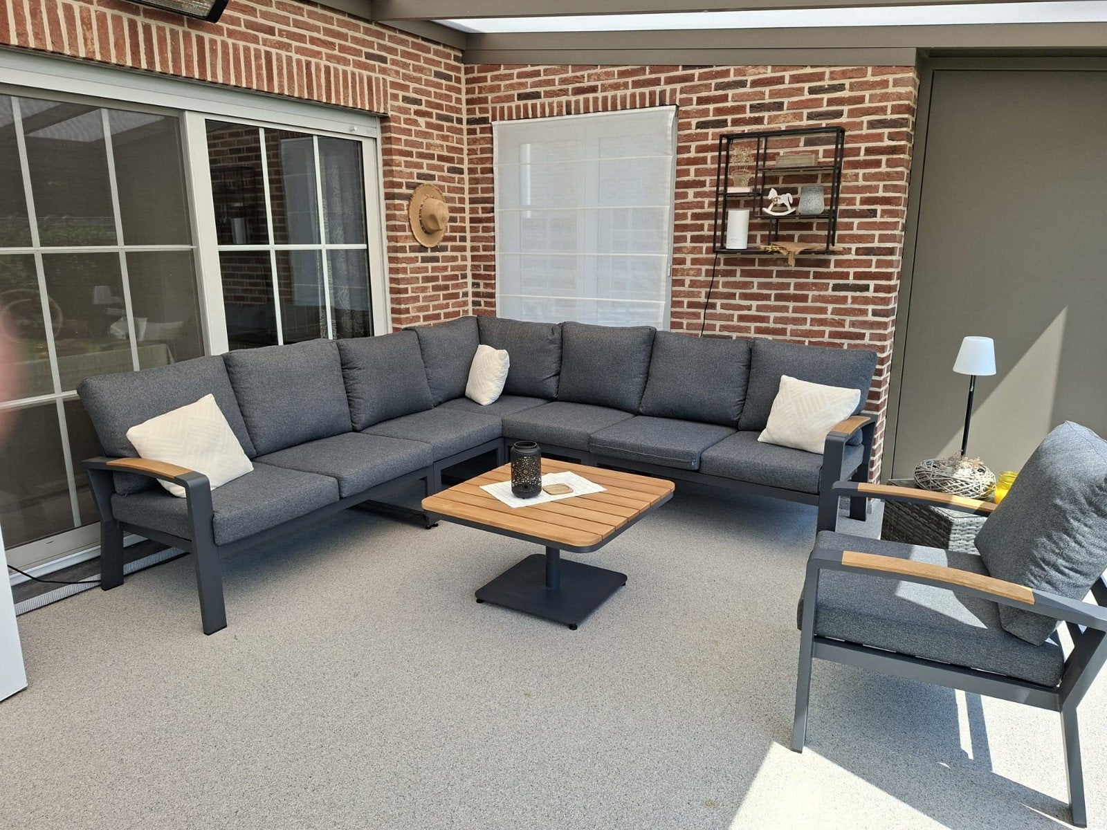 Lounge set  5 maanden oud, Ophalen