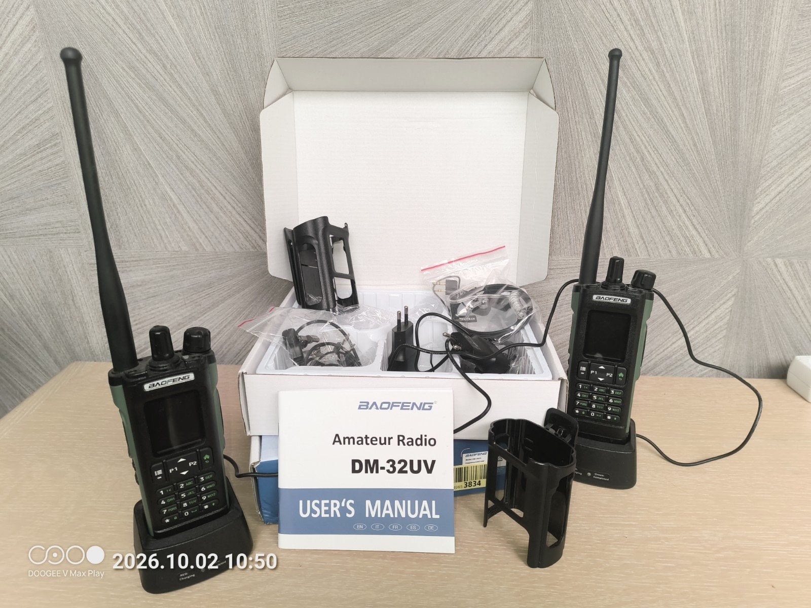 BAOFENG Amateur Radio DM-32UV, Hobby en Vrije tijd, Ophalen of Verzenden, Zo goed als nieuw