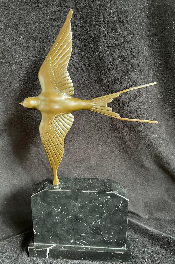 Bronzen art deco zwaluw. 49 cm!! H.Rischmann zuiver brons, Antiek en Kunst, Ophalen of Verzenden, Art deco, Brons, Beeld