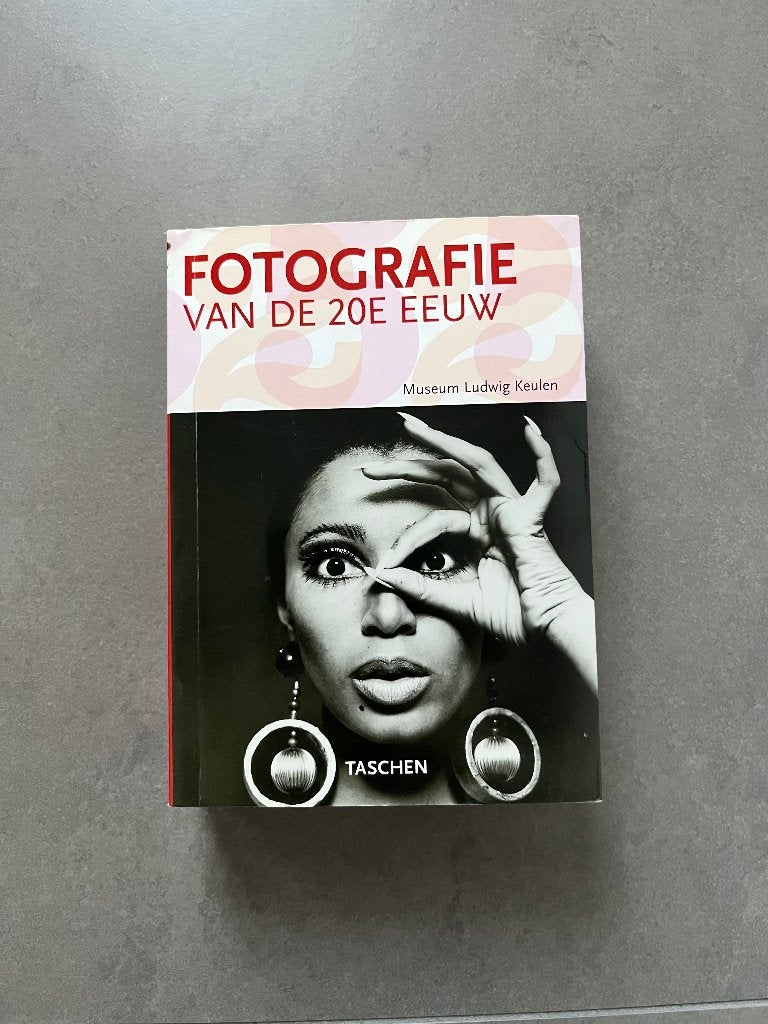 Fotografie van de 20e eeuw, Fotografen, Museum Ludwig Keulen, Ophalen of Verzenden, Zo goed als nieuw