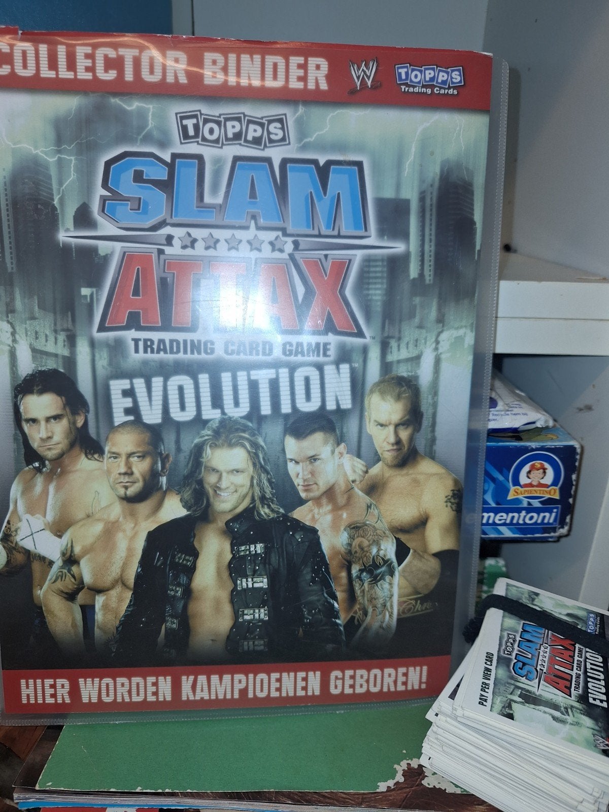 WWE kaarten jaar 2008 250 kaarten, Hobby en Vrije tijd, Verzamelkaartspellen | Yu-gi-Oh!, Ophalen of Verzenden