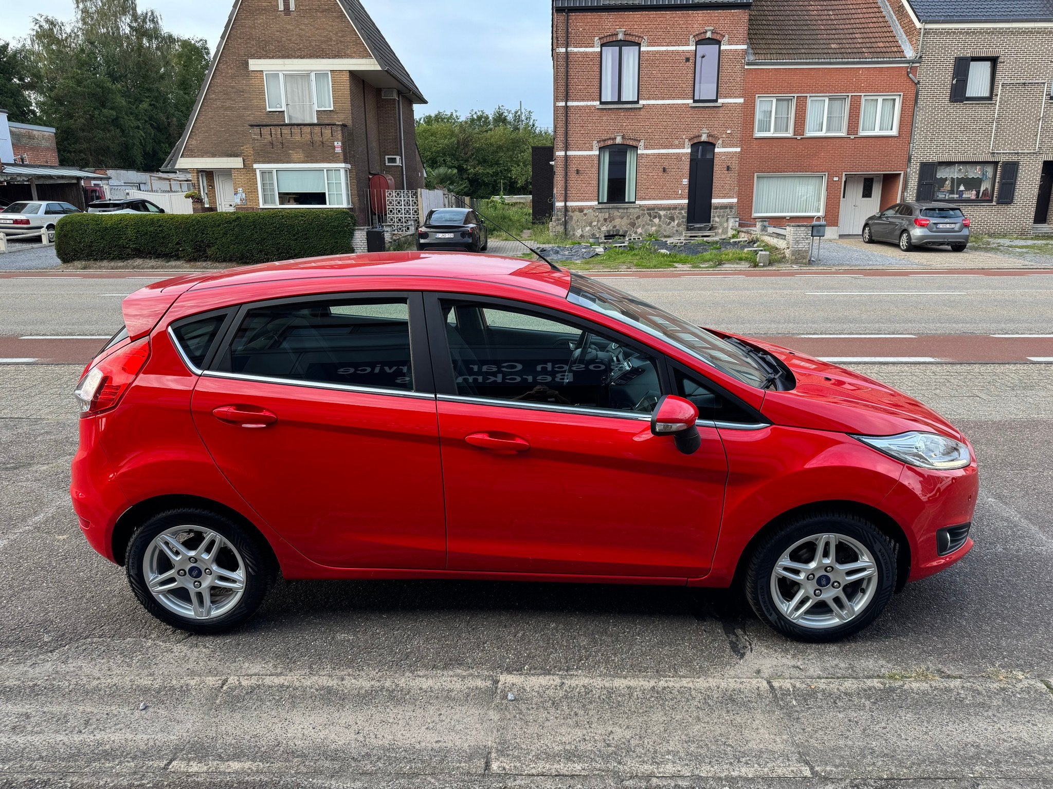 Ford Fiesta 5D 1.0 Benzine, Autos, Rouge, Achat, Entreprise, 5 places
