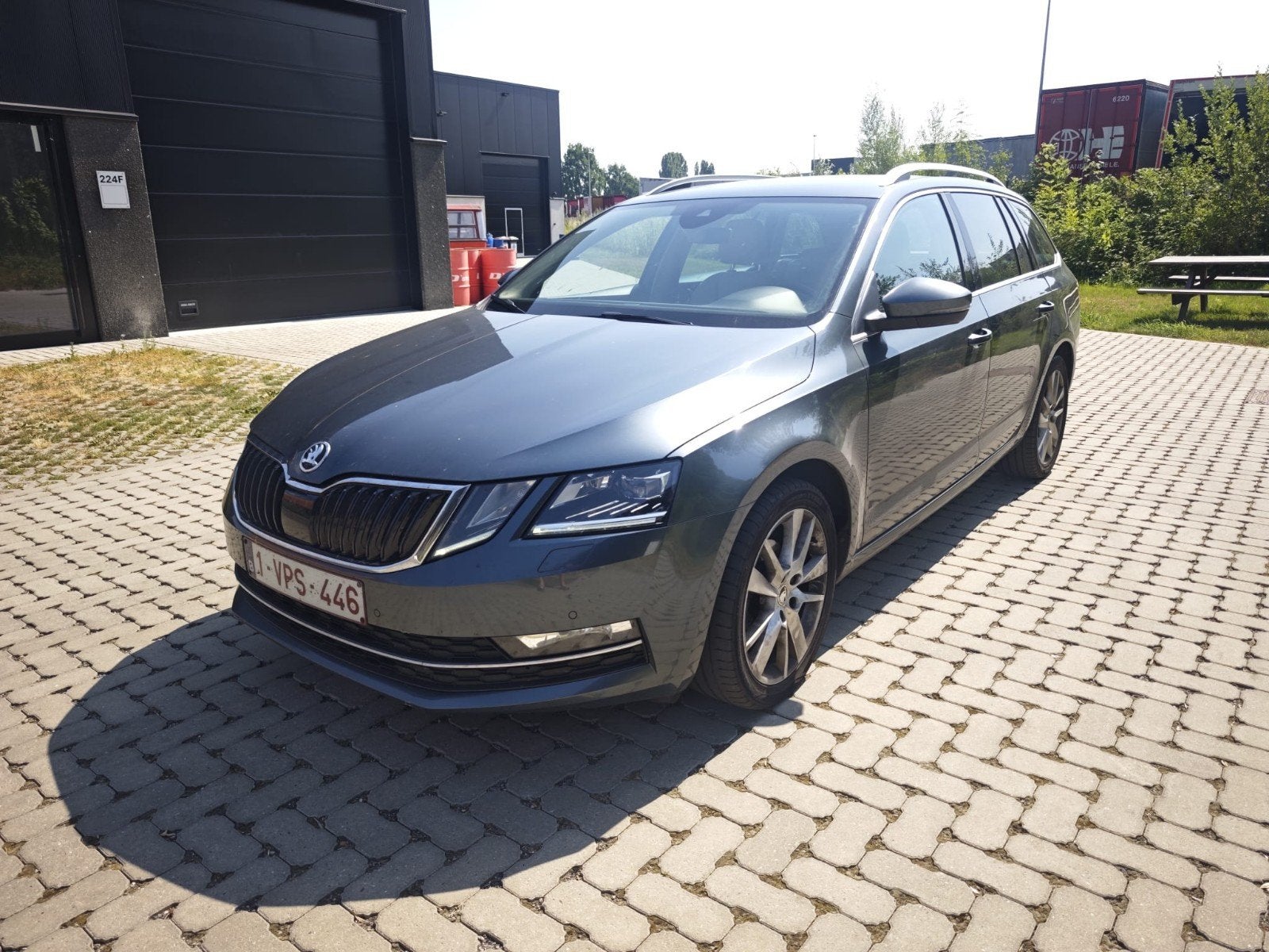 Skoda Octavia DSG, Cuir, Argent ou Gris, 5 portes, Automatique