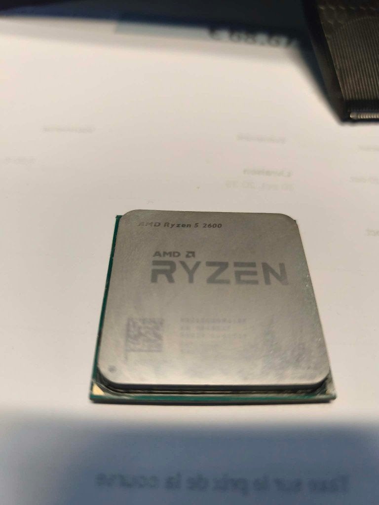 Processeur AMD ryzen 2600, Computers en Software, 6-core, Zo goed als nieuw, Socket AM4, AMD Ryzen 5
